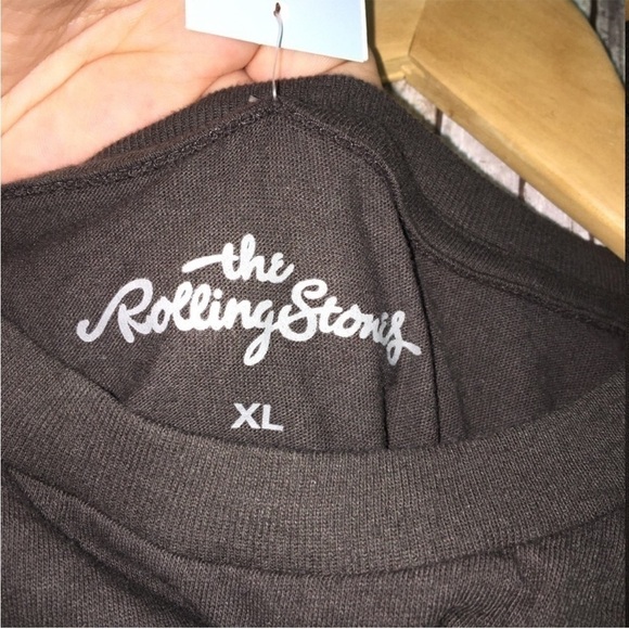 NWT Rolling Stones Flag Lip Tank - Picture 4 of 5